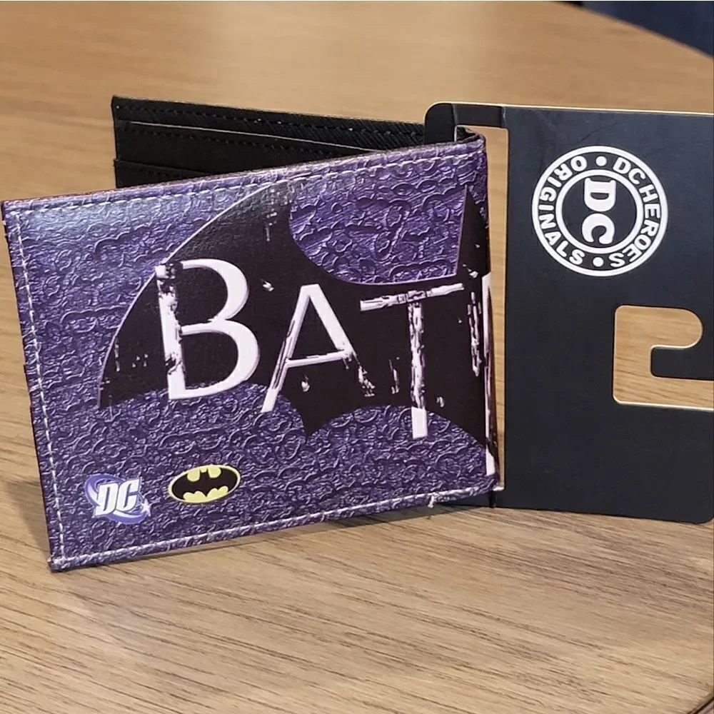 New DC Comics Batman Bifold Wallet Card Slots Zipper Money Compartment